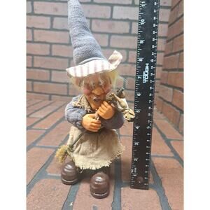 Vintage Witch Hobo Figure 11' Wire Frame